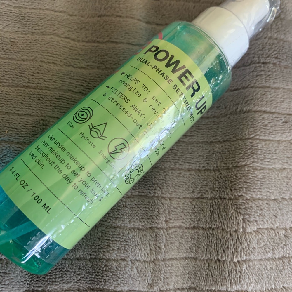 Power up setting spray